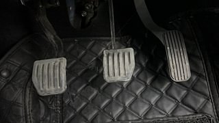 Used 2019 Tata Harrier XT Diesel Manual interior PEDALS VIEW