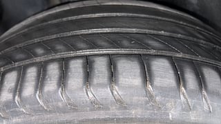 Used 2017 Volkswagen Polo [2015-2019] Highline1.2L (P) Petrol Manual tyres RIGHT REAR TYRE TREAD VIEW