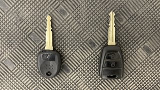 Used 2016 Hyundai Grand i10 [2013-2017] Sportz 1.2 Kappa VTVT Petrol Manual extra CAR KEY VIEW