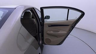 Used 2016 Honda City [2014-2017] V Petrol Manual interior RIGHT REAR DOOR OPEN VIEW