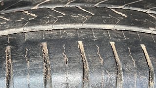 Used 2017 Maruti Suzuki Swift Dzire ZXI Petrol Manual tyres RIGHT REAR TYRE TREAD VIEW
