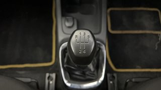 Used 2016 Renault Kwid [2017-2019] RXT 1.0 SCE Special Petrol Manual interior GEAR  KNOB VIEW