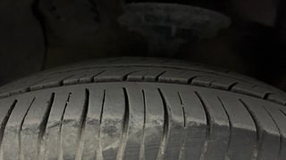 Used 2015 Hyundai Grand i10 [2013-2017] Asta AT 1.2 Kappa VTVT Petrol Automatic tyres LEFT FRONT TYRE TREAD VIEW