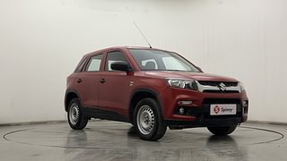 Used 2017 Maruti Suzuki Vitara Brezza [2016-2020] LDi (O) Diesel Manual exterior RIGHT FRONT CORNER VIEW