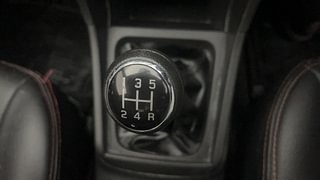Used 2017 Maruti Suzuki Vitara Brezza [2016-2020] LDi (O) Diesel Manual interior GEAR  KNOB VIEW
