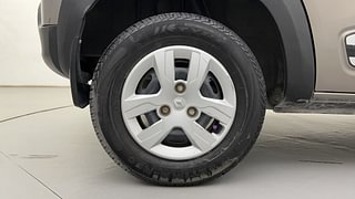 Used 2016 Renault Kwid [2017-2019] RXT 1.0 SCE Special Petrol Manual tyres RIGHT REAR TYRE RIM VIEW