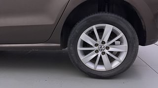 Used 2017 Volkswagen Polo [2015-2019] Highline1.2L (P) Petrol Manual tyres LEFT REAR TYRE RIM VIEW