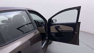 Used 2017 Volkswagen Polo [2015-2019] Highline1.2L (P) Petrol Manual interior RIGHT FRONT DOOR OPEN VIEW