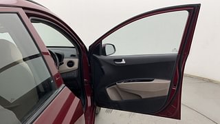 Used 2016 Hyundai Grand i10 [2013-2017] Sportz 1.2 Kappa VTVT Petrol Manual interior RIGHT FRONT DOOR OPEN VIEW