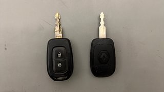 Used 2022 Renault Kwid 1.0L RXT(O) AMT Petrol Automatic extra CAR KEY VIEW