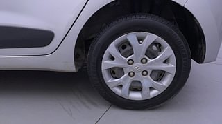 Used 2016 Hyundai Grand i10 [2013-2017] Sportz 1.2 Kappa VTVT Petrol Manual tyres LEFT REAR TYRE RIM VIEW