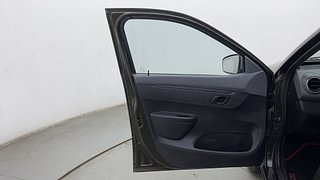 Used 2022 Renault Kwid 1.0L RXT(O) AMT Petrol Automatic interior LEFT FRONT DOOR OPEN VIEW