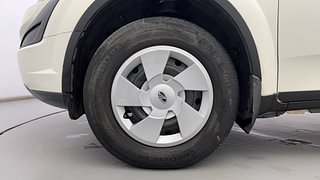 Used 2018 Mahindra XUV500 [2015-2018] W6 Diesel Manual tyres LEFT FRONT TYRE RIM VIEW