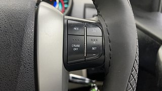 Used 2018 Mahindra XUV500 [2015-2018] W6 Diesel Manual top_features Cruise control