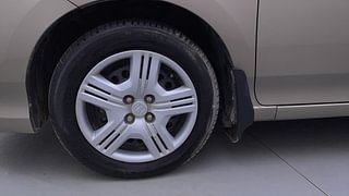 Used 2016 Honda City [2014-2017] V Petrol Manual tyres LEFT FRONT TYRE RIM VIEW
