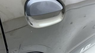 Used 2022 Renault Kwid 1.0L RXT(O) AMT Petrol Automatic dents MINOR SCRATCH