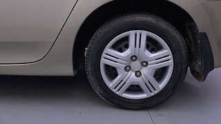 Used 2016 Honda City [2014-2017] V Petrol Manual tyres LEFT REAR TYRE RIM VIEW