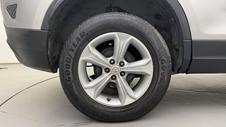 Used 2019 Tata Harrier XT Diesel Manual tyres RIGHT REAR TYRE RIM VIEW