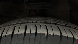 Used 2016 Hyundai Grand i10 [2013-2017] Sportz 1.2 Kappa VTVT Petrol Manual tyres RIGHT FRONT TYRE TREAD VIEW