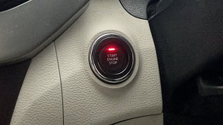 Used 2022 Mahindra XUV 300 W8 (O) Petrol Petrol Manual top_features Keyless start