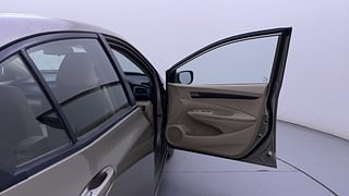 Used 2016 Honda City [2014-2017] V Petrol Manual interior RIGHT FRONT DOOR OPEN VIEW