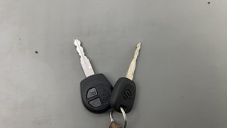 Used 2018 Maruti Suzuki S-Cross [2017-2020] Delta 1.3 Diesel Manual extra CAR KEY VIEW