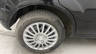 Used 2014 Ford Figo [2010-2015] Duratorq Diesel ZXI 1.4 Diesel Manual tyres RIGHT REAR TYRE RIM VIEW