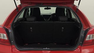 Used 2017 Maruti Suzuki Baleno [2015-2019] Zeta AT Petrol Petrol Automatic interior DICKY INSIDE VIEW