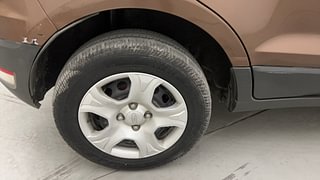 Used 2016 Ford EcoSport [2015-2017] Trend 1.5L TDCi Diesel Manual tyres RIGHT REAR TYRE RIM VIEW