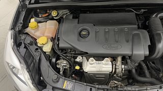 Used 2014 Ford Figo [2010-2015] Duratorq Diesel ZXI 1.4 Diesel Manual engine ENGINE RIGHT SIDE VIEW