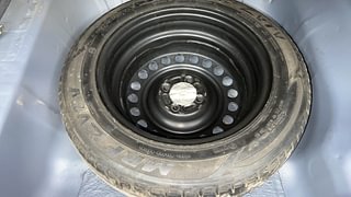 Used 2016 Honda City [2014-2017] VX CVT Petrol Automatic tyres SPARE TYRE VIEW