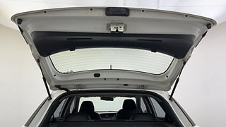 Used 2017 Hyundai Elite i20 [2014-2018] Asta 1.4 CRDI Diesel Manual interior DICKY DOOR OPEN VIEW