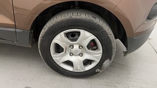 Used 2016 Ford EcoSport [2015-2017] Trend 1.5L TDCi Diesel Manual tyres RIGHT FRONT TYRE RIM VIEW