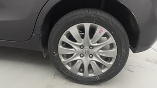 Used 2016 Maruti Suzuki Baleno [2015-2019] Zeta Petrol Petrol Manual tyres LEFT REAR TYRE RIM VIEW