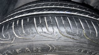 Used 2022 Tata Tiago Revotron XZ Plus CNG Petrol+cng Manual tyres RIGHT FRONT TYRE TREAD VIEW
