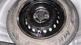 Used 2016 Maruti Suzuki Baleno [2015-2019] Zeta Petrol Petrol Manual tyres SPARE TYRE VIEW