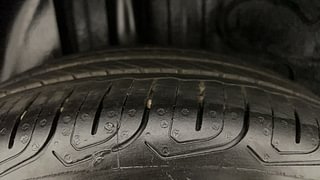 Used 2022 Tata Altroz XZ Plus 1.2 Petrol Manual tyres RIGHT REAR TYRE TREAD VIEW