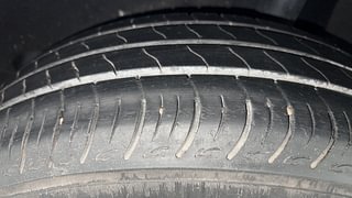Used 2016 Maruti Suzuki Baleno [2015-2019] Delta Petrol Petrol Manual tyres LEFT REAR TYRE TREAD VIEW