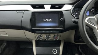 Used 2020 Renault Triber RXZ Petrol Manual interior MUSIC SYSTEM & AC CONTROL VIEW