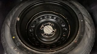 Used 2015 Honda City [2014-2017] SV CVT Petrol Automatic tyres SPARE TYRE VIEW
