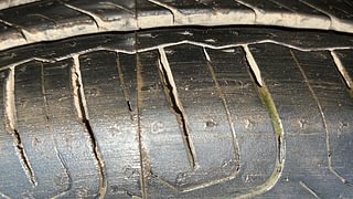Used 2021 Kia Sonet GTX Plus 1.0 DCT Petrol Automatic tyres RIGHT FRONT TYRE TREAD VIEW