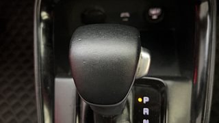 Used 2021 Kia Sonet GTX Plus 1.0 DCT Petrol Automatic interior GEAR  KNOB VIEW