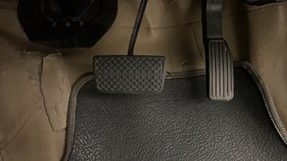 Used 2015 Honda City [2014-2017] SV CVT Petrol Automatic interior PEDALS VIEW