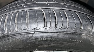 Used 2022 Hyundai Grand i10 Nios Asta AMT 1.2 Kappa VTVT Petrol Automatic tyres RIGHT FRONT TYRE TREAD VIEW