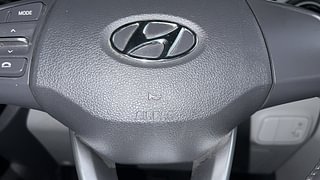 Used 2022 Hyundai Grand i10 Nios Asta AMT 1.2 Kappa VTVT Petrol Automatic top_features Airbags