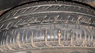 Used 2019 Renault Kwid [2015-2019] RXL Petrol Manual tyres LEFT REAR TYRE TREAD VIEW
