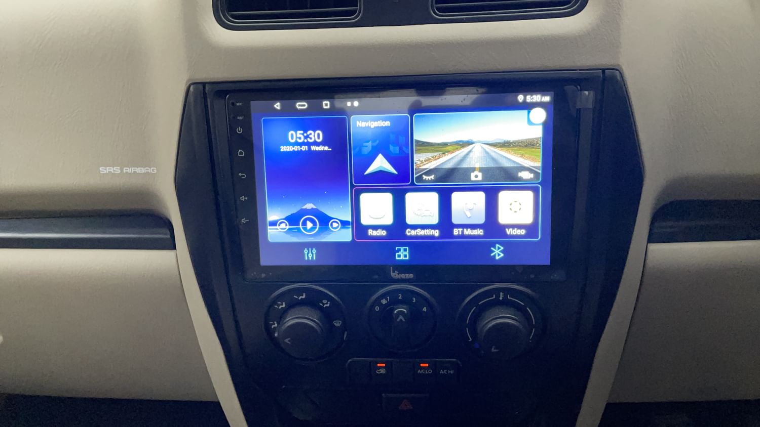 New Mahindra Scorpio Classic interior MUSIC SYSTEM & AC CONTROL VIEW