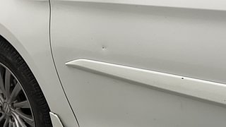 Used 2017 maruti-suzuki Ciaz Alpha Petrol AT Petrol Automatic dents MINOR SCRATCH