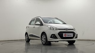 Used 2014 Hyundai Grand i10 [2013-2017] Sportz 1.1 CRDi Diesel Manual exterior RIGHT FRONT CORNER VIEW