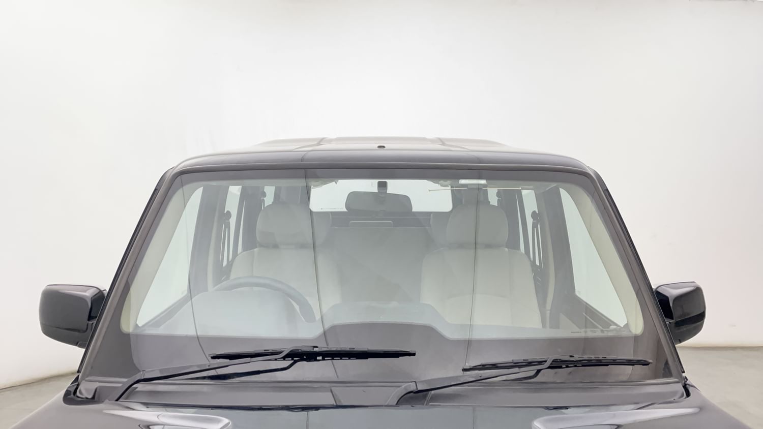 New Mahindra Scorpio Classic exterior FRONT WINDSHIELD VIEW